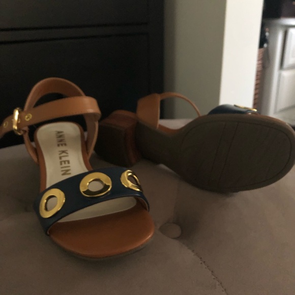 Anne Klein heels - Picture 2 of 8